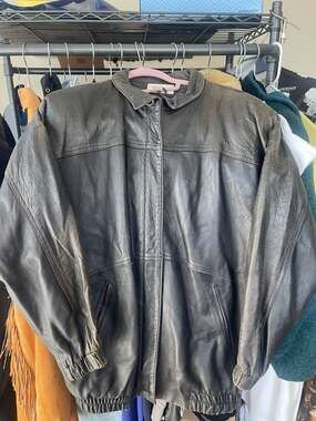 Vintage West Bay Embossed Black Leather Bomber Jacket Size 12